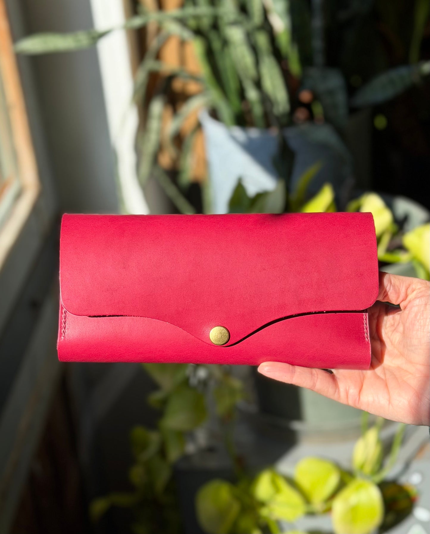 Fuchsia Clutch
